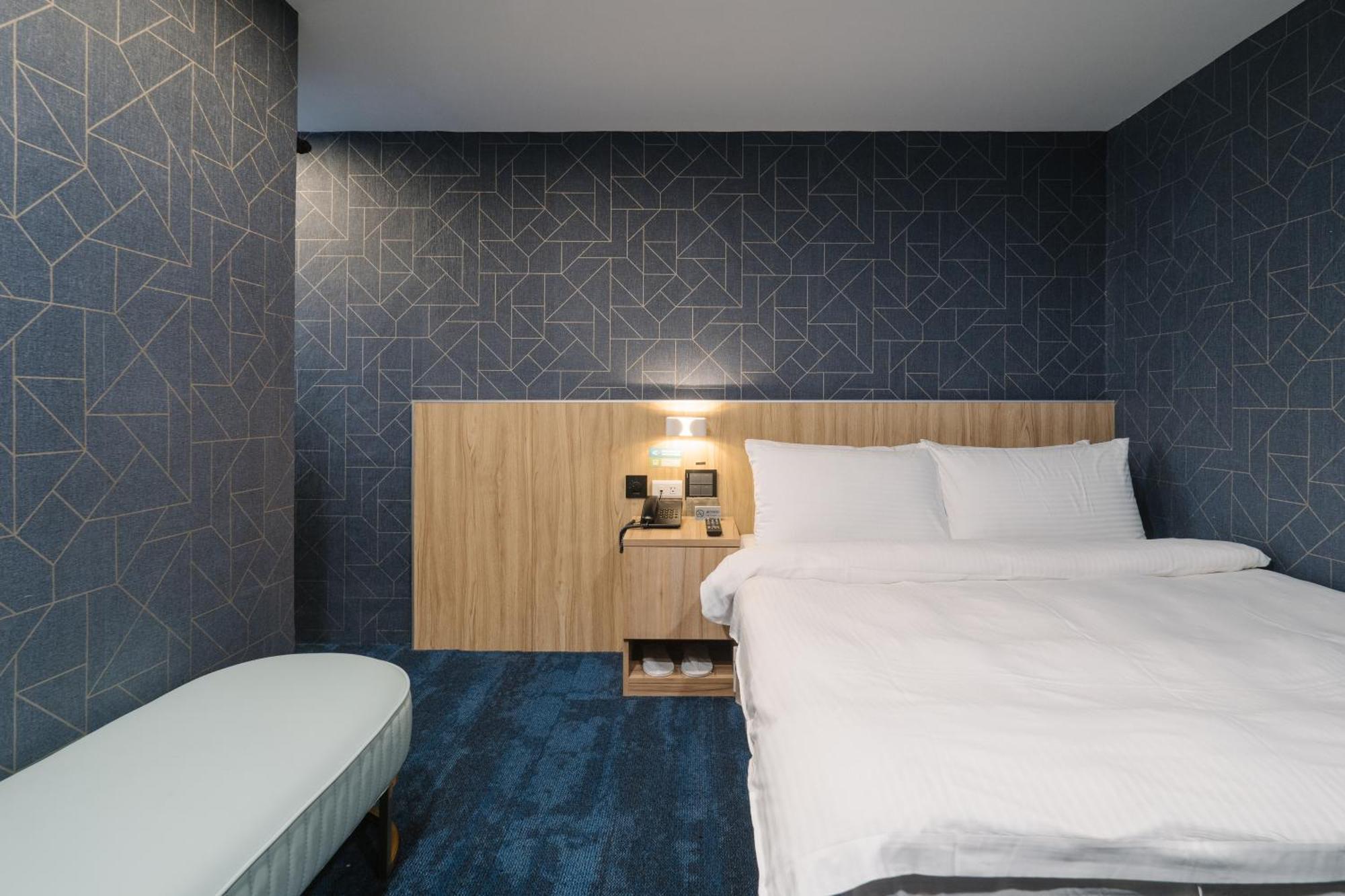 Hotel Attic Tajpej Kültér fotó